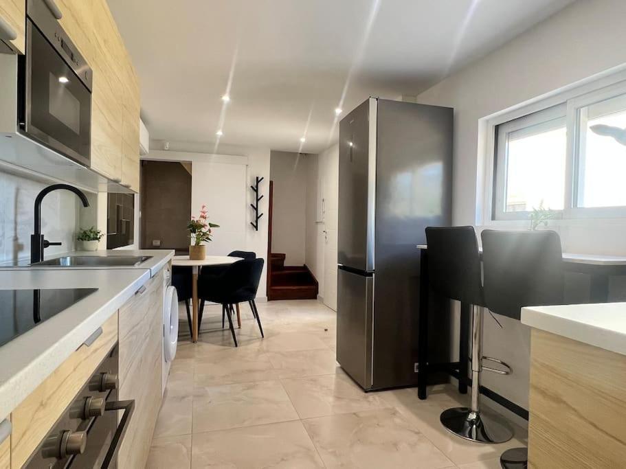 9 Ecluses Canal Du Midi-Maison T3 Belle Vue Avec Piscine Béziers Kültér fotó
